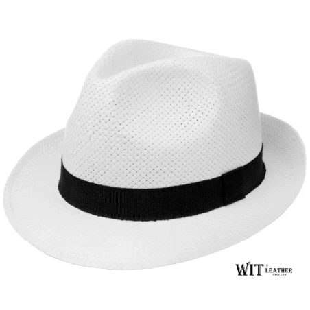 Biały kapelusz słomkowy trilby, lekki oraz przewiewny. Witleather.pl