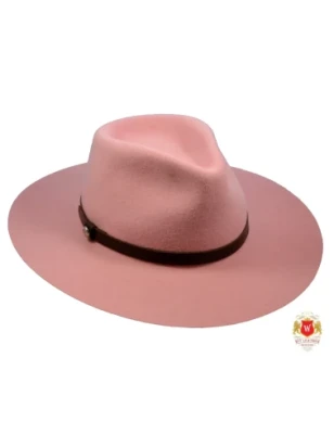 Ponadczasowy kapelusz wełniany różowy - Rose. Witleather.pl