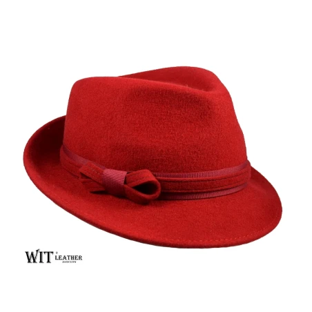 Czerwony, kapelusz damski w stylu trilby z wełny owczej. Witleather.pl
