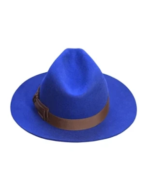 Kapelusz Sergio - klasyczna fedora w kolorze niebieskim.