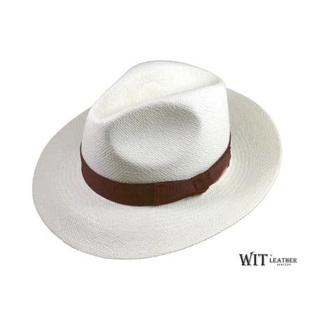 Oryginalny, kapelusz panama fedora model Giovanni w kolorze ecru z brązową taśmą. Witleather.pl