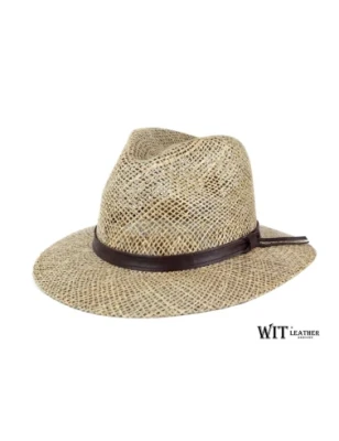 Przewiewny kapelusz słomkowy fedora zdobiony skórzanym paskiem. Witleather.pl