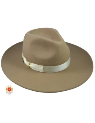 Fedora Light - kapelusz damski z szerokim rondem ze Skoczowa.