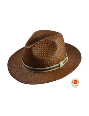 Kapelusz słomkowy fedora z rafii, lekki oraz przewiewny. Witleather.pl